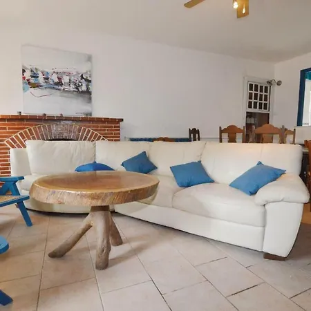 Four Bedroom Holiday In * Pianottoli-Caldarello (Corsica)