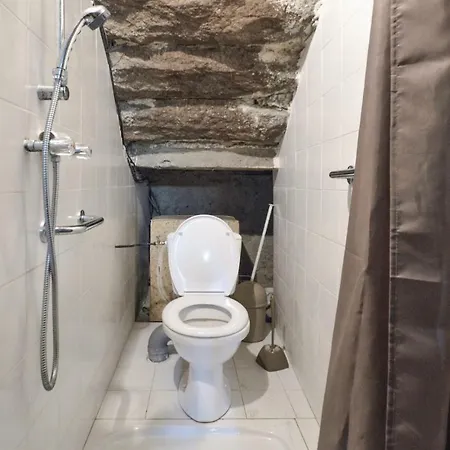 Four Bedroom Holiday In *